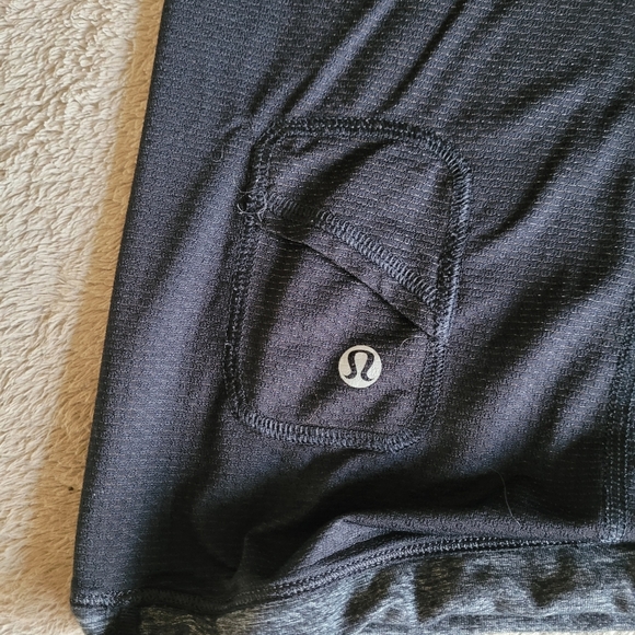 Lululemon scoop neck t-shirt size 6 - Picture 12 of 13